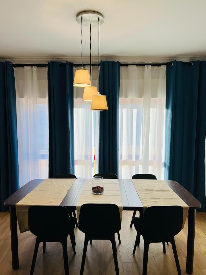 Beautiful Apartment - Family And Group Of Friends Povoa de Santa Iria Exterior photo
